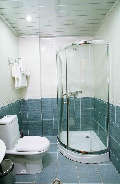 Hotel Victoria Bakoerjani Kamer foto
